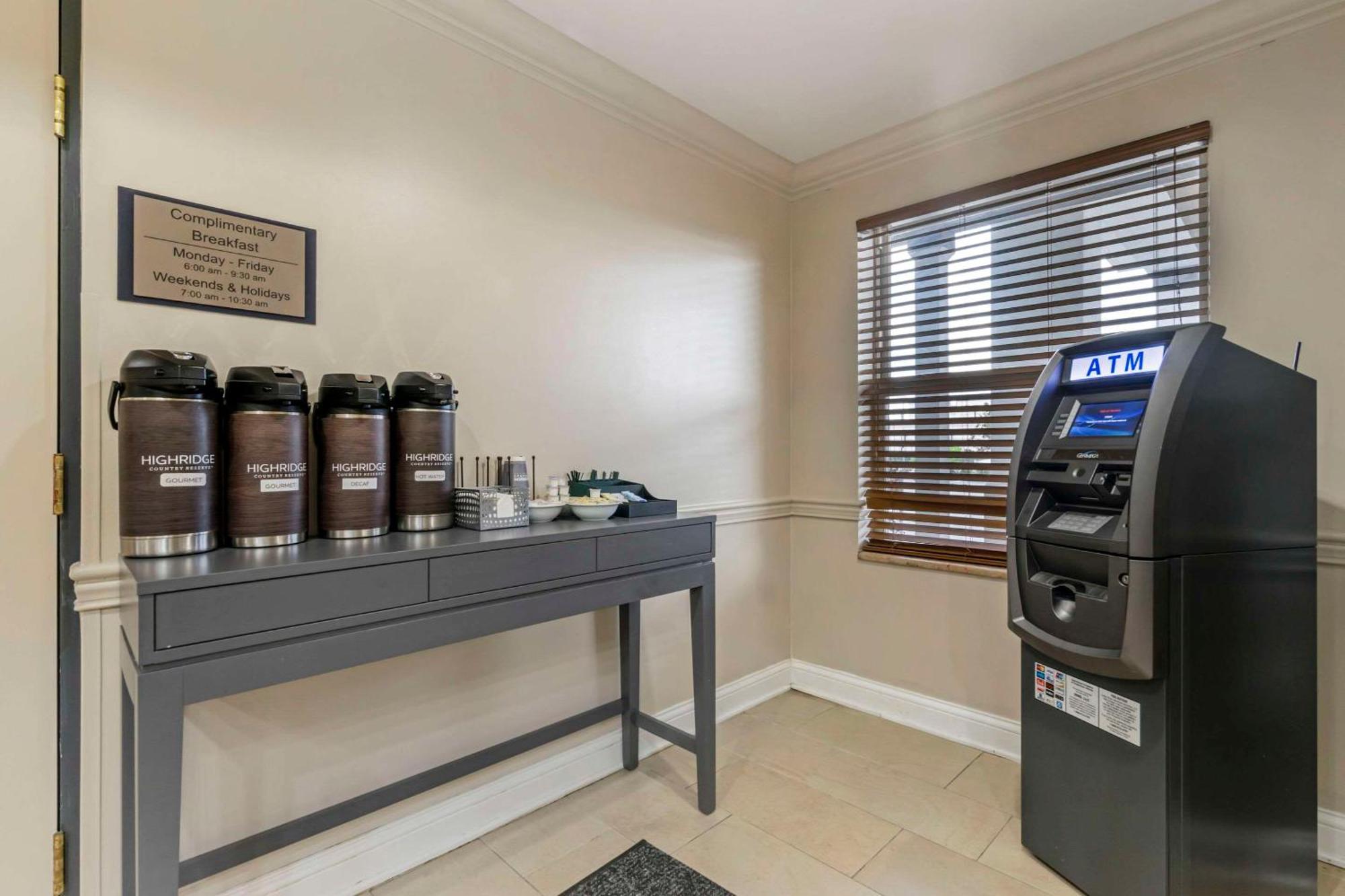 Country Inn & Suites By Radisson, Tampa Airport North, Fl West Chase Extérieur photo