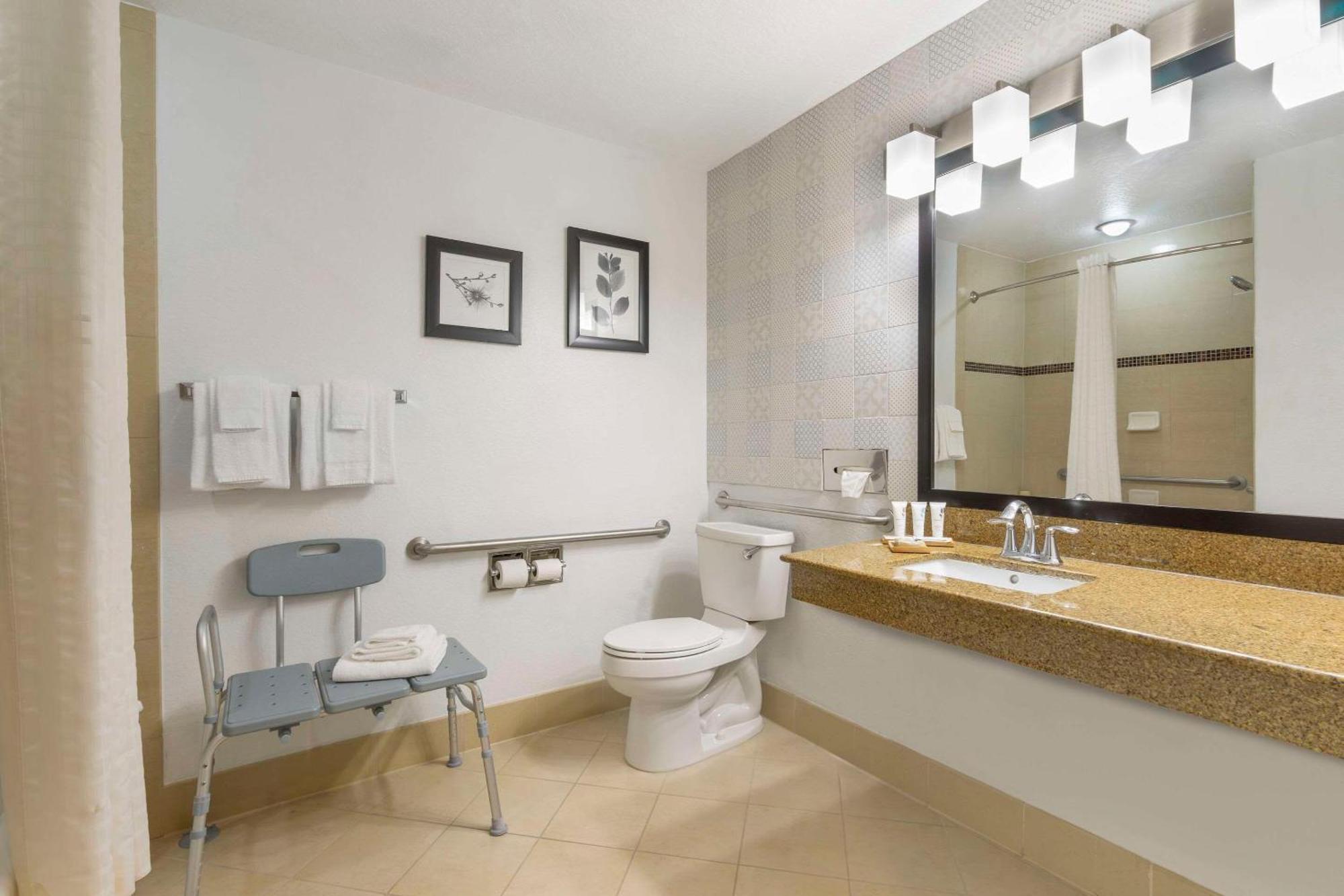 Country Inn & Suites By Radisson, Tampa Airport North, Fl West Chase Extérieur photo